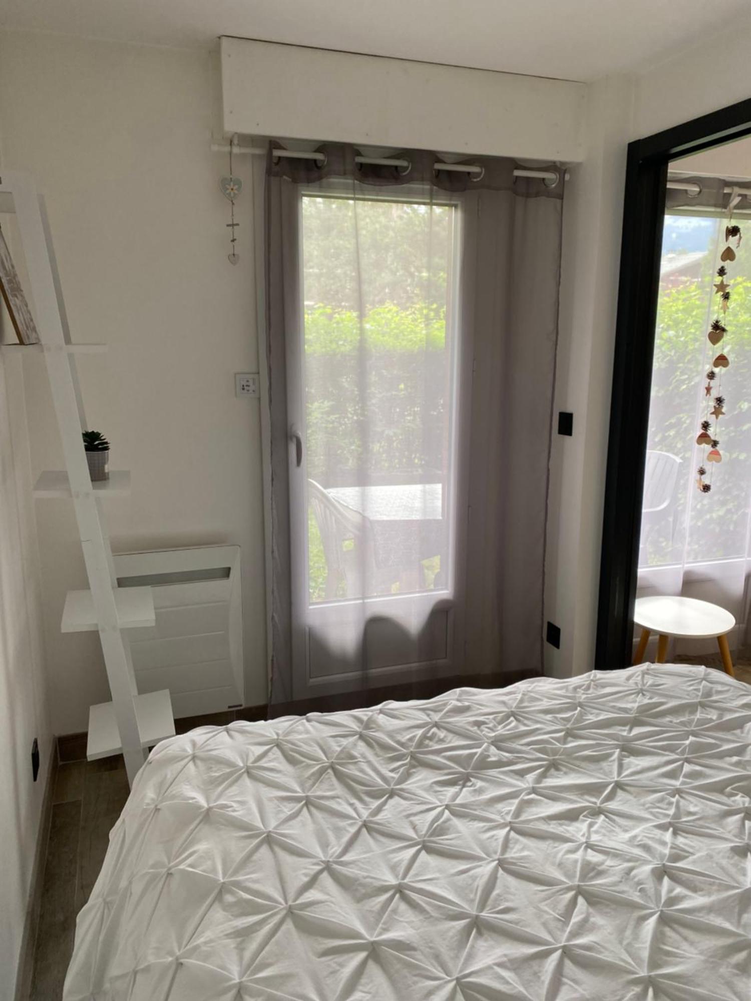 Mont Blanc Holidays Dans Residence Avec Gardien Sallanches Exterior foto